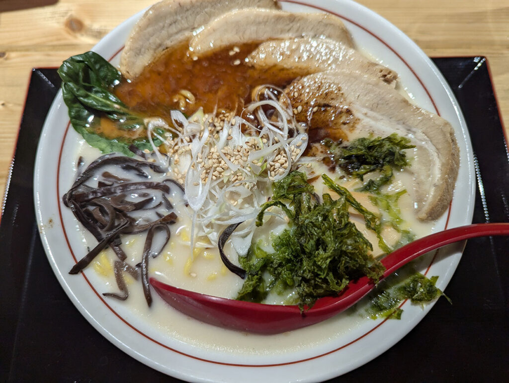 チャーシュー白湯麺